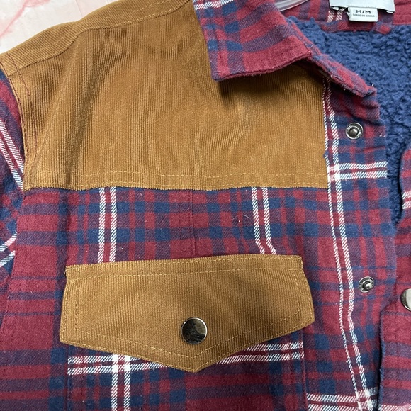 Como Man red plaid corduroy button front shacket - Picture 6 of 7